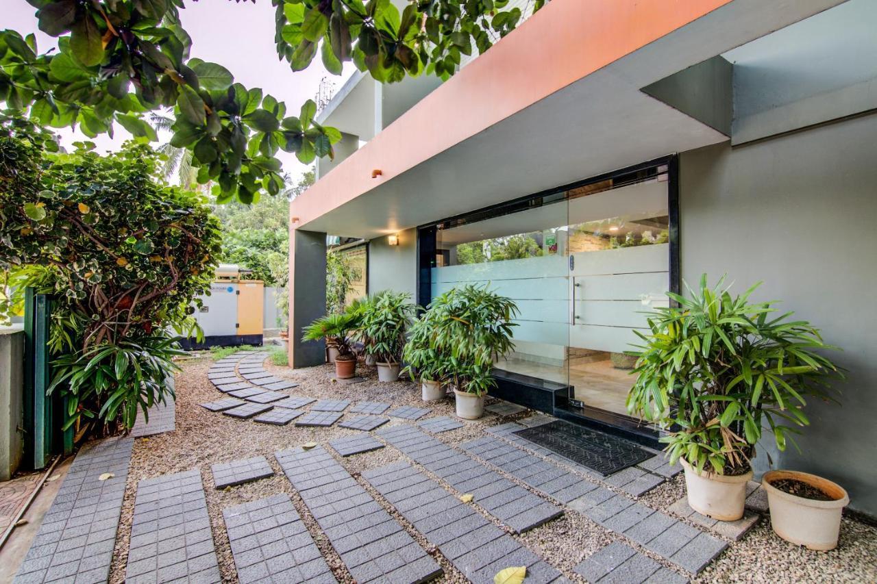 Oyo Hotel 55 Lawsons Bay Jalāripeta Exterior foto